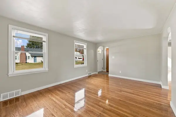 5 Donamor Lane, East Longmeadow, MA 01028
