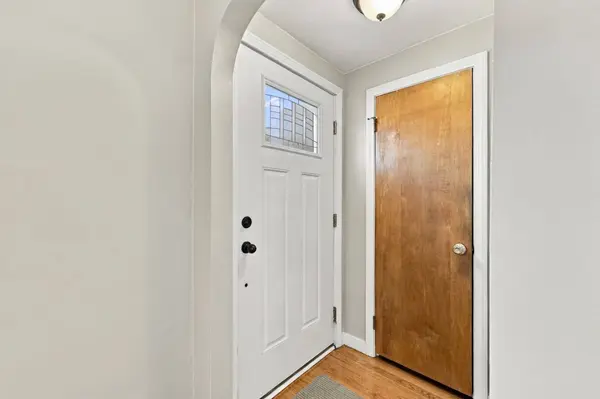 5 Donamor Lane, East Longmeadow, MA 01028