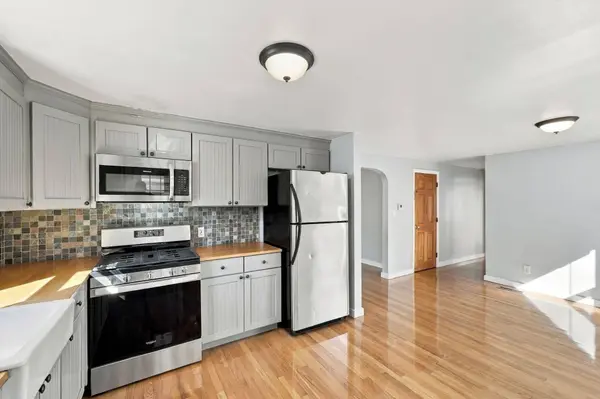 5 Donamor Lane, East Longmeadow, MA 01028