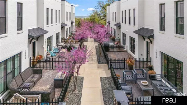 1021 Park Avenue, Omaha, NE 68105