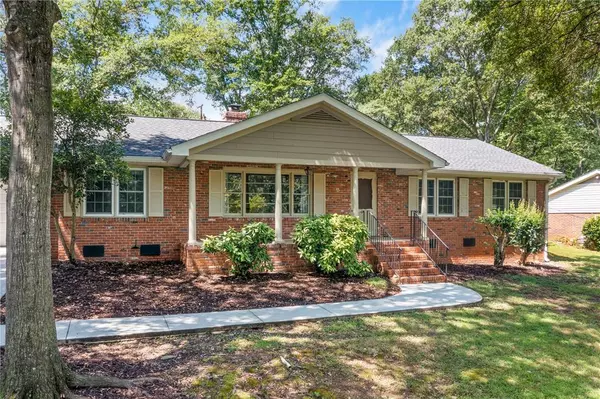 106 Lakeview CIR, Clemson, SC 29631