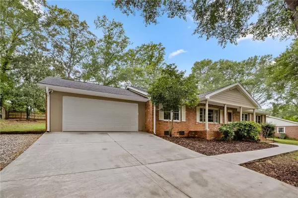 106 Lakeview CIR, Clemson, SC 29631