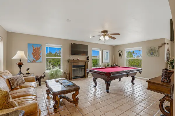 4800 Gamble Ct, Las Cruces, NM 88011-9647