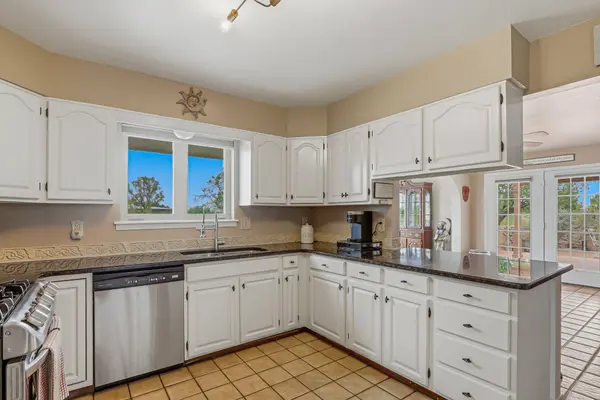 4800 Gamble Ct, Las Cruces, NM 88011-9647