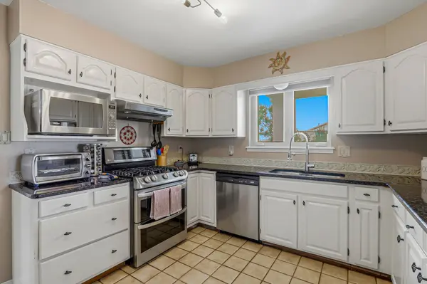 4800 Gamble Ct, Las Cruces, NM 88011-9647