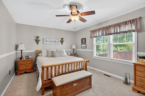 1017 Tanbark Road, Lexington, KY 40515