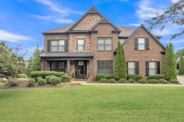 4050 Martel Dr, Cumming, GA 30040-3208