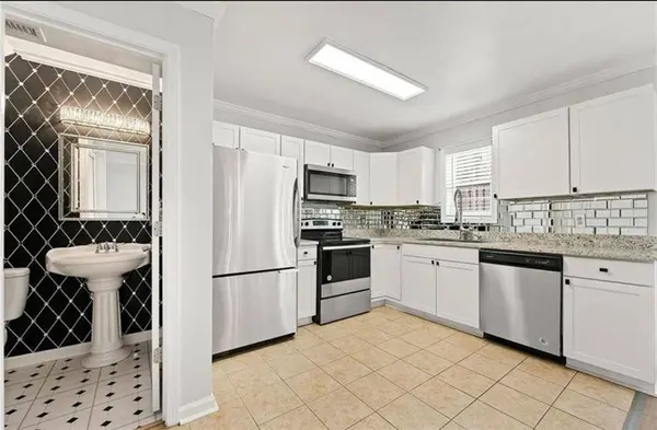 204 Summer PL, Norcross, GA 30071