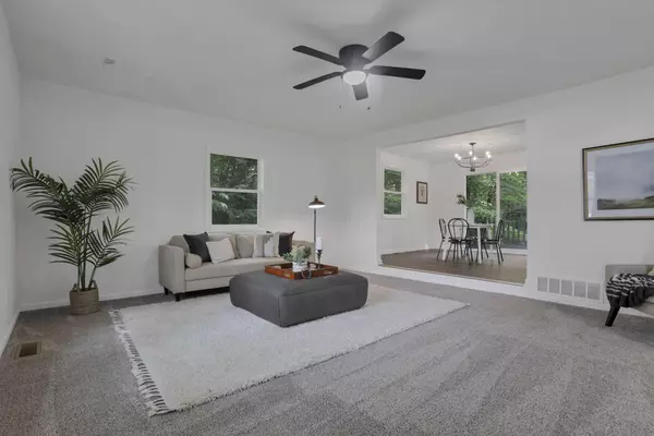 12217 Goldenrod Lane, Amanda, OH 43102