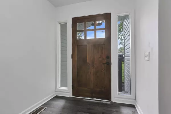 12217 Goldenrod Lane, Amanda, OH 43102