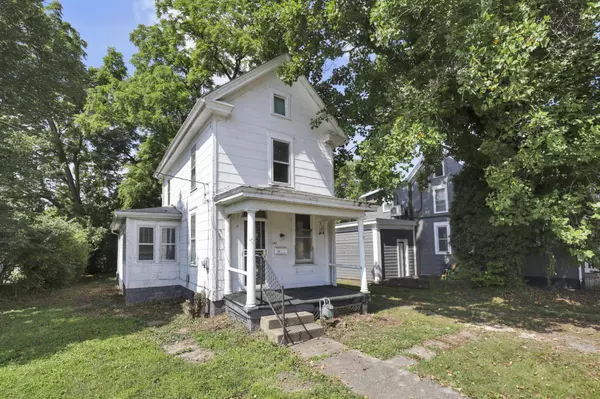 141 W Waterloo Street, Canal Winchester, OH 43110