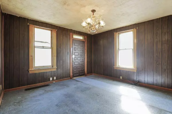 141 W Waterloo Street, Canal Winchester, OH 43110