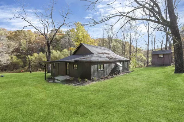 11912 State Route 691, Nelsonville, OH 45764