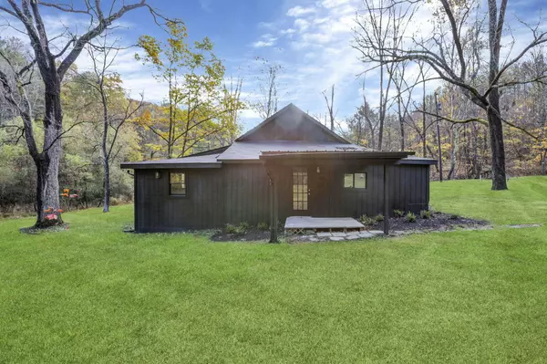 11912 State Route 691, Nelsonville, OH 45764