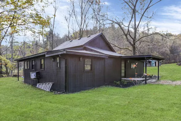 11912 State Route 691, Nelsonville, OH 45764