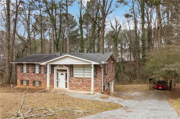 1962 Maple DR NW, Kennesaw, GA 30144