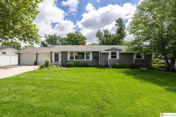 3341 S 120 ST, Omaha, NE 68144