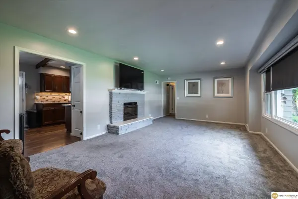 3341 S 120 ST, Omaha, NE 68144