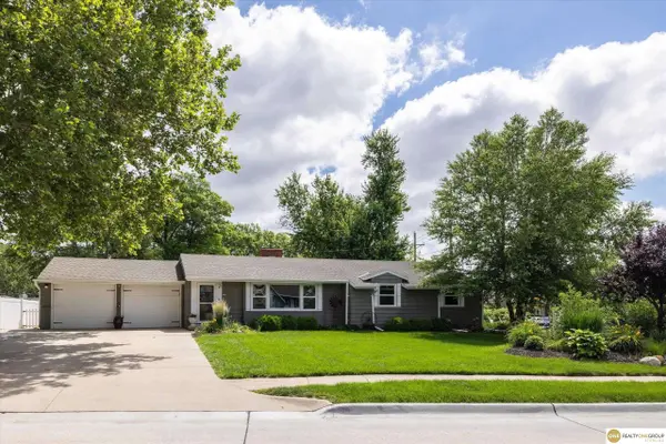 3341 S 120 ST, Omaha, NE 68144
