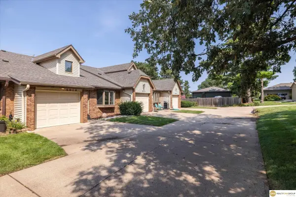 5014 S 83 TER, Ralston, NE 68127