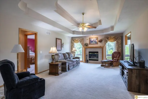 13502 Camden AVE, Omaha, NE 68164