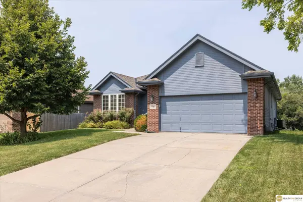 13502 Camden AVE, Omaha, NE 68164