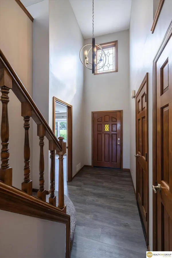 5014 S 83 TER, Ralston, NE 68127