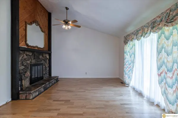 10636 Spaulding CIR, Omaha, NE 68134