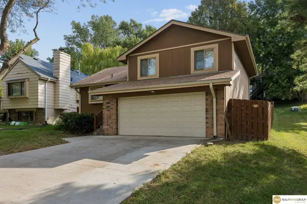 7617 N 80 ST, Omaha, NE 68122