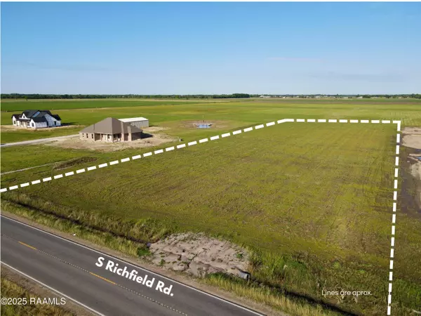 4106 S Richfield RD, Rayne, LA 70578