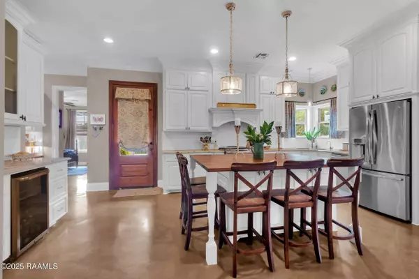 3013 Woodland DR, Jennings, LA 70546