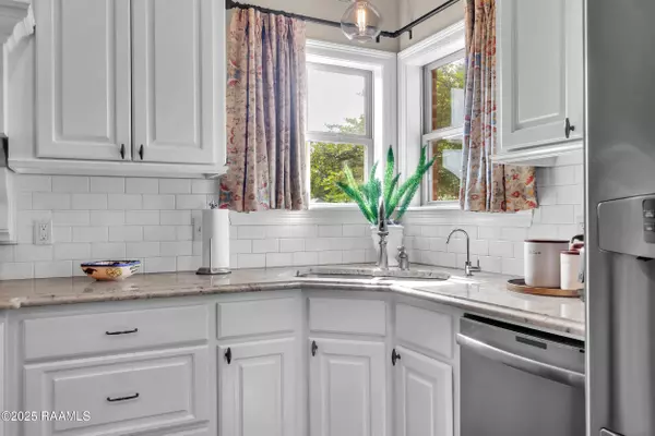 3013 Woodland DR, Jennings, LA 70546