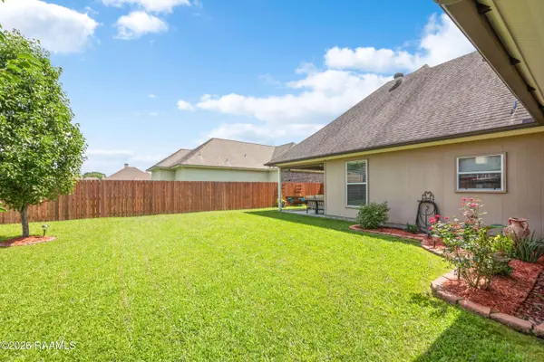 111 Silver Glen DR, Scott, LA 70583