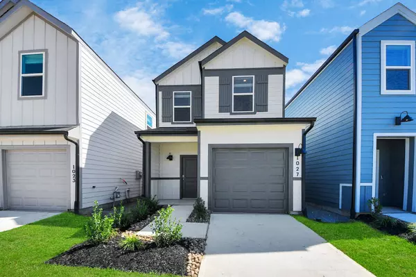 1027 Moon Drop Ln, Houston, TX 77090