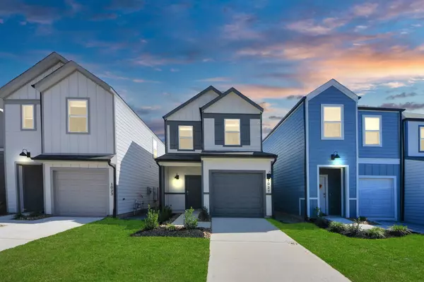 1027 Moon Drop Ln, Houston, TX 77090