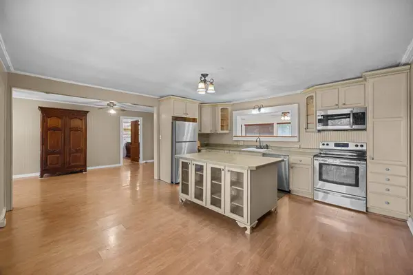 815 Kuulei St, Haiku, HI 96708