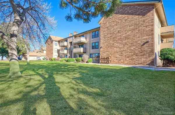 410 Zang ST #2-106, Lakewood, CO 80228