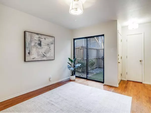 5200 Martel Avenue #9B, Dallas, TX 75206