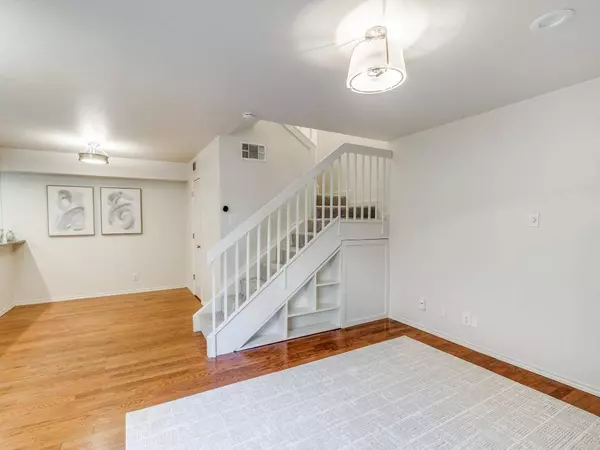 5200 Martel Avenue #9B, Dallas, TX 75206