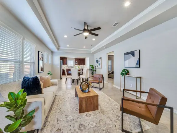 1884 Marsh Point Drive, Frisco, TX 75036