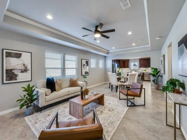 1884 Marsh Point Drive, Frisco, TX 75036