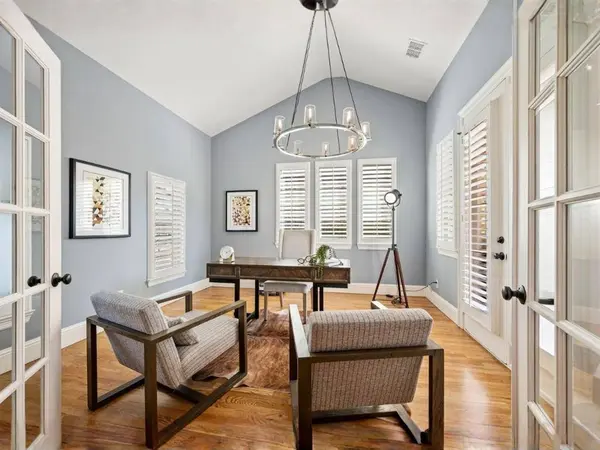 2304 Cardinal Boulevard, Carrollton, TX 75010