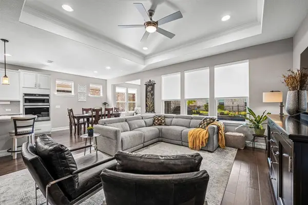 900 Forgotten Forest Way, Mckinney, TX 75071