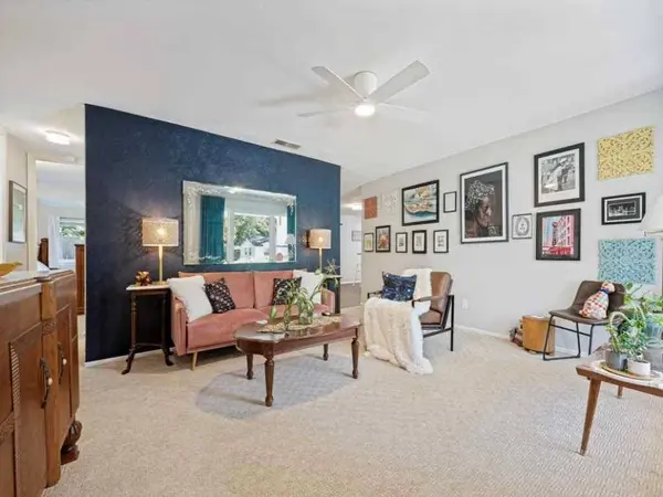 3032 Hollandale Lane, Farmers Branch, TX 75234