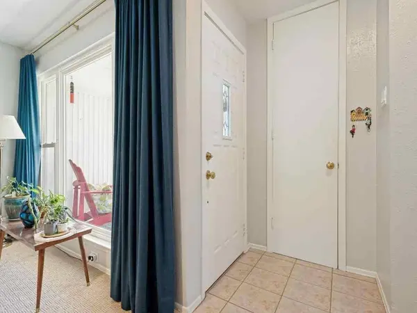 3032 Hollandale Lane, Farmers Branch, TX 75234