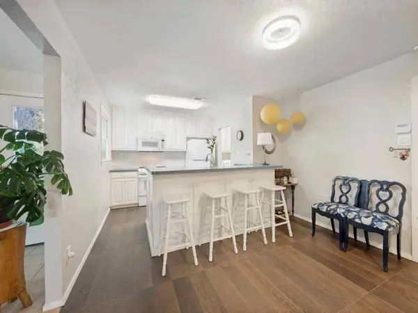 3032 Hollandale Lane, Farmers Branch, TX 75234
