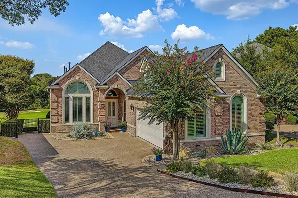 3021 Greenhill Drive, Plano, TX 75093