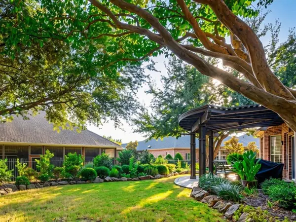 7122 Lake Mead Court
