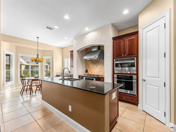7122 Lake Mead Court, Frisco, TX 75036