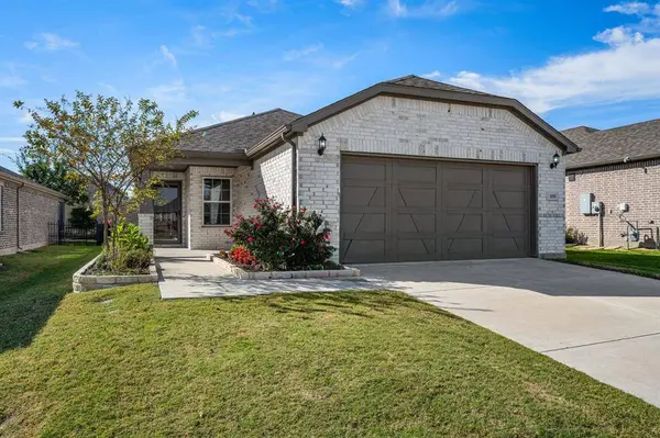 108 Sleepy Willow Lane, Mckinney, TX 75071
